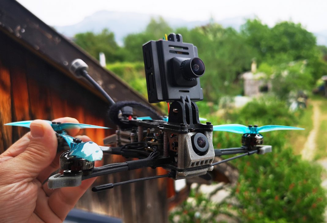 Hawkeye Firefly 4K Nakedcam V4 le test dune caméra HD analogique et